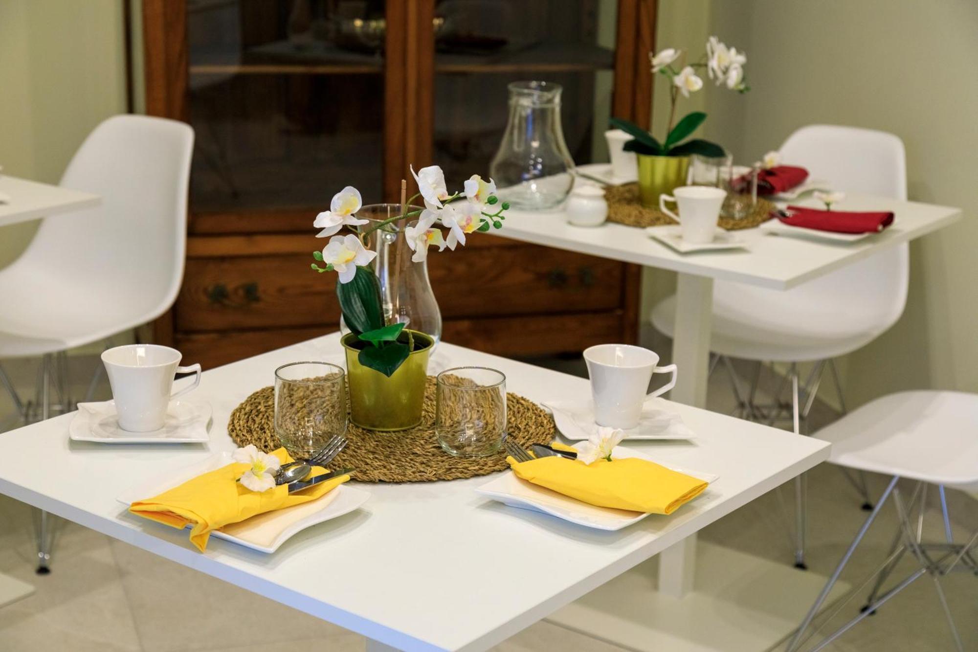 Domus Vivian Hotel Montecorvino Pugliano Kültér fotó